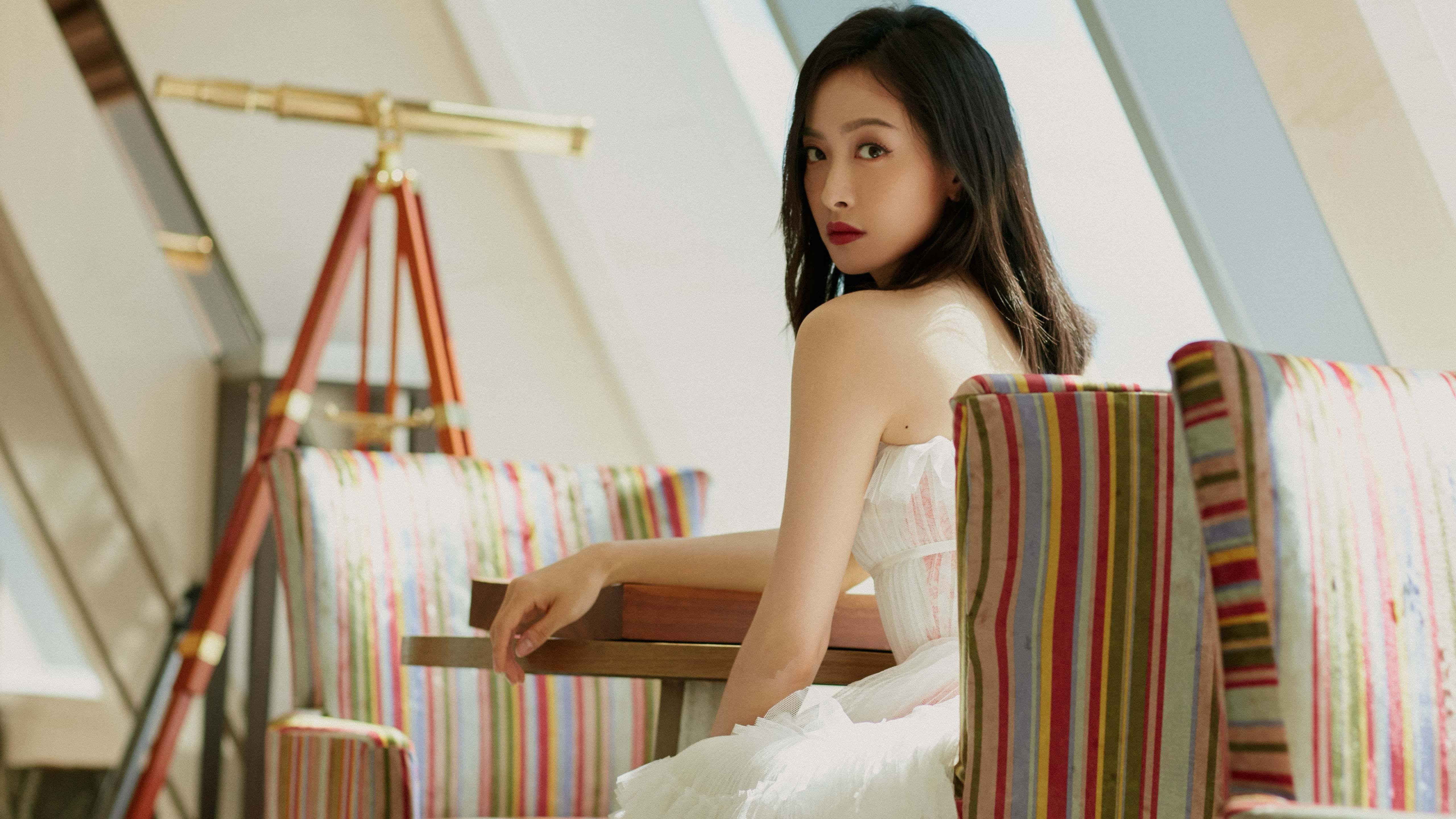 欧冠名额激烈争夺,积分榜上的生死瞬间,欧冠目前积分排名