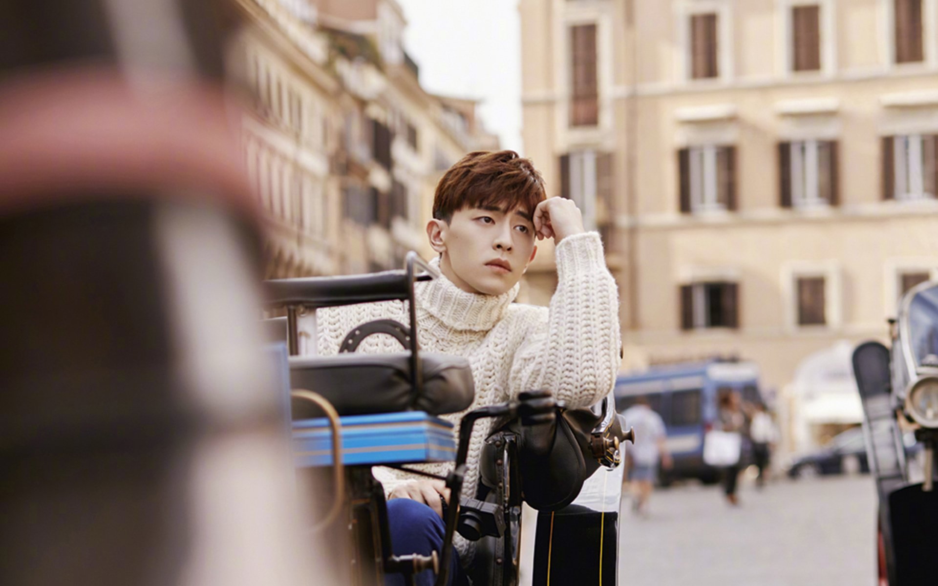 足球文化传承：不同地区的球迷热情与传统，足球文化精神传播